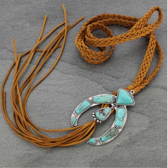 Jewelry - Boho Long Faux Turquoise Pendant Suede Necklace